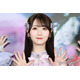＝LOVE大谷映美里、オフショルで美デコルテ披露 “もぐもぐショット”に「可愛い」「はなみり尊い」と絶賛の声