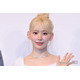 LE SSERAFIM・SAKURA、赤髪イメチェンに絶賛相次ぐ「似合いすぎてる」「女神」