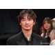 綾野剛、セリフ覚えは徹底的に「どんだけ覚えてても過信しない」ストイックな役者マインド告白