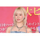 シンガーソングライター乃紫（のあ）、ミニスカからスラリ美脚披露「スタイル抜群」の声