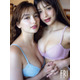 “エリマリ姉妹”Erika＆百瀬まりな、水着＆ランジェリー姿で密着「FRIDAY」表紙登場