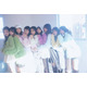 櫻坂46の4期生が仲良くぎゅっと密着！きれい色ニットを着こなしガーリーな魅力が満開