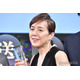 桃井かおり「庭で鮭定食」自然光で楽しむ食事が話題「おしゃれ」「LAで和定食最高」