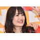 “可愛すぎる新喜劇女優”小寺真理、楽屋での美脚ショット公開「可愛い」「また細くなってる」の声