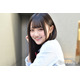 「今日好き」出身アイドル、デコルテ輝くオフショルニット姿「彼女感すごい」「華やか」と反響