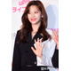 TWICEジョンヨン、大胆胸元開きキャミ姿のオフショットに熱視線「綺麗な鎖骨」「美の塊」