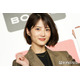 元乃木坂46若月佑美、ハイトーンヘアで雰囲気ガラリ 美脚際立つオフショットに「雰囲気全然違う」「髪型も衣装も似合いすぎ」の声
