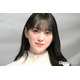 堀未央奈、美脚際立つミニスカ姿 韓国旅ショットに「スタイルがレベチ」「街角がランウェイに見える」と反響