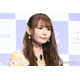 双子出産の中川翔子「ふたりでシンクロポーズ」双子コーデの息子たち公開「可愛すぎるドラえもんたち」「どんな服も似合う」の声