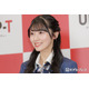 AKB48佐藤綺星、ノースリミニワンピから美脚スラリ「モノトーンで大人可愛い」「透明感レベチ」と反響