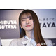 乃木坂46菅原咲月、ミニスカコーデから美脚際立つ「スタイル抜群」「透明感すごい」