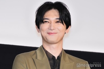 吉沢亮、父親役俳優との年齢差に驚き「ごめんなさい」【ぼくが生きてる、ふたつの世界】 画像