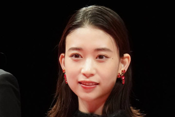 森川葵、秋にわくわく！ボアジャケット姿のにっこりSHOTに反響「最高に似合ってます！」「素敵な笑顔」 画像