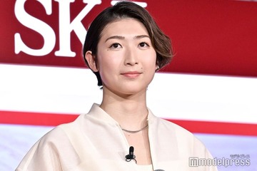 競泳・池江璃花子選手、バリ島で圧巻の美背中＆脚線美披露 背泳ぎ動画も話題「かっこよすぎ」「リアルマーメイド」 画像