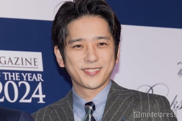 二宮和也、スーツ・オブ・ザ・イヤー受賞「色々と試行錯誤しながら過ごした1年」 画像