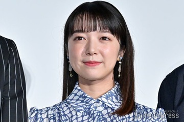 上白石萌音ら「カムカム」メンバー再会 集合ショットに「最高の家族写真」「楽しそう」の声 画像