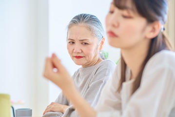 まるで私は「嫁の奴隷」二世帯同居の姑、悲痛な願い、「もう限界！息子一家に出て行ってほしい」 画像