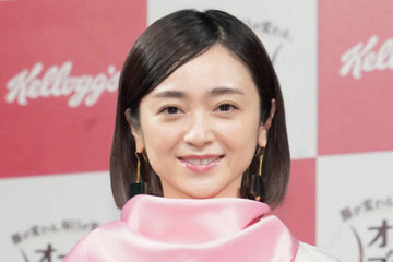 安達祐実、色白美肌＆多幸感メイクSHOTにファンうっとり「可愛すぎる」「素敵な表情」 画像