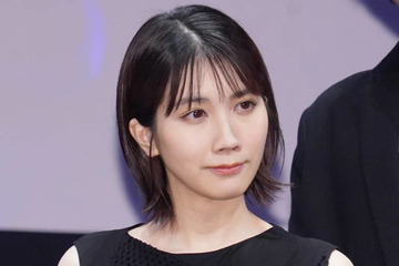 松本穂香、28歳バースデーの笑顔SHOTに反響「素敵な一年になりますように」「尊すぎる」 画像