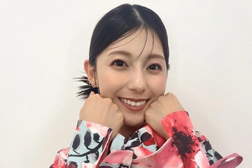 TBS上村彩子アナ、挙式を報告 夫とのウエディングショット＆家族集合写真に祝福の声「幸せいっぱい」「最高の親孝行」 画像