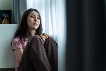 「夫が恐ろしい、でも離れられない」心をえぐるような言葉を投げつけられても、妻がモラハラから「なかなか逃げられない」その理由とは 画像