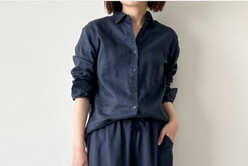 ネイビーのリネンが新鮮！【ユニクロ】のリネンセットアップで仕上げる涼感スタイル【40代の毎日コーデ】 画像