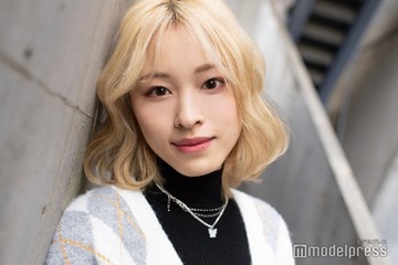 朝倉未来発掘の美女・美月、暗めカラーにイメチェン「似合ってる」「アレンジも器用」の声 画像
