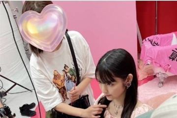 今夏で芸能界引退の道重さゆみ、ラストシングルのキュートなオフSHOTに絶賛の声「お姫様だね」「過去1好きかも」 画像