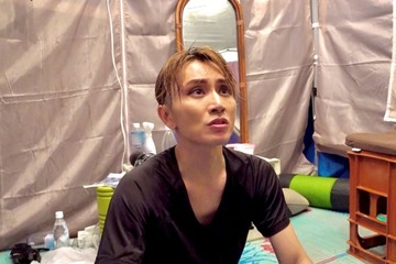 SUPER EIGHT安田章大、初挑戦のテント舞台裏側に密着 客席・舞台づくりに参加 画像