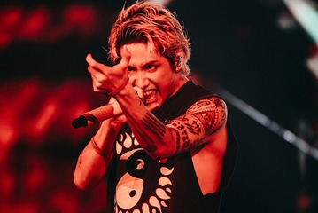 ONE OK ROCK“約36万人動員”日本ツアー完走 佐藤健らTENBLANK・B’z稲葉浩志ほか豪華ゲストも登場【DETOX JAPAN TOUR 2025】 画像