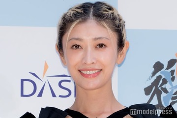 山田優、美脚際立つショーパン私服公開「異次元のスタイル」「女神様」と反響 画像