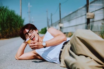 THE RAMPAGE神谷健太、逞しい二の腕にドキドキ！初の写真集は「光と影」をテーマに素の魅力が光る 画像