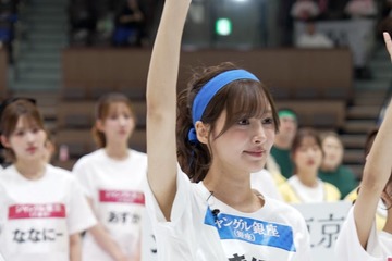 全国キャバ嬢約100人集結のガチ運動会 国立代々木競技場で開催＆東京交響楽団生オケ演奏も VTR判定事態・奇跡の逆転劇…白熱の真剣勝負 画像