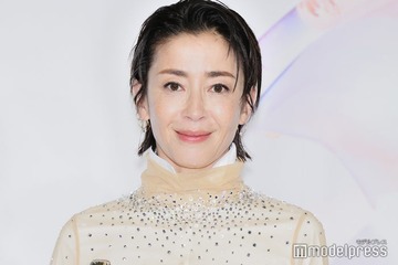 宮沢りえ、黒髪姫カット姿が話題「艶っぽい」「印象変わる」 画像