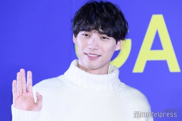 福士蒼汰、肉体美際立つ筋トレ姿に「顔と腕の幅がほぼ同じ」「爽やかな顔とのギャップすごい」と反響 画像