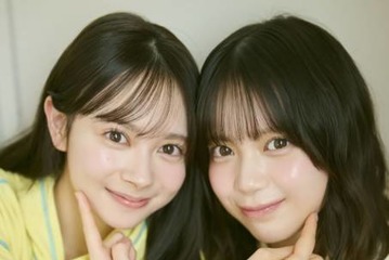 AKB48伊藤百花＆川村結衣、お互いの頬に触れてにっこり！仲良しコンビが魅力を存分に発揮 画像