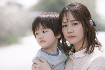 「両親揃ってないと結婚も就職もできないぞ！」2歳の息子を怒鳴り続ける夫でも、離婚してはダメですか？　私にかかっていた“呪いの言葉”の正体とは 画像