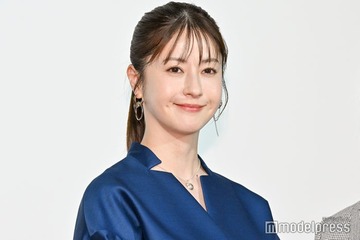 松本若菜、主演ドラマで初の新聞記者役 心境変化明かす「今まで以上に丁寧に、しっかり向き合っていきたい」【対決】 画像