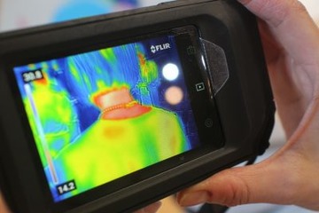 47歳スタイリストが「身に着けた瞬間、首の血流アップが”見える化”した」衝撃の神アイテムを体験レビュー 画像