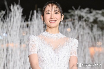 吉岡里帆、雰囲気一変ぱっつん重ため前髪姿「破壊力すごい」「お人形さんみたい」の声 画像