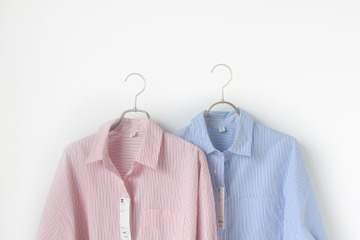 【GU】バズるの納得！46歳スタイリストが思わず色ち買いしたシャツが「着た瞬間に 画像