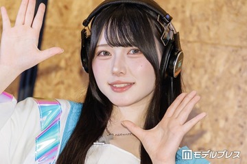 美人インフルエンサー、セルフレイヤーカットに反響「器用」「雰囲気変わる」 画像