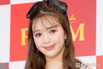 第1子妊娠の藤田ニコル、ふっくらお腹のぞくレースキャミ姿披露「どんどん大きくなってる」「神秘的な美しさ」と反響続々 画像