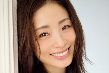 上戸彩「週刊FLASH」表紙登場「SAKAMOTO DAYS」役どころを語る 画像