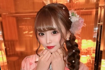 「TGC」「関コレ」など多数出演 愛猫7匹キャバ嬢・かな、2026年夏の目標は沖縄5回旅行 1人暮らしに便利な最近のベストバイアイテムとは？【モデルプレスインタビュー】 画像
