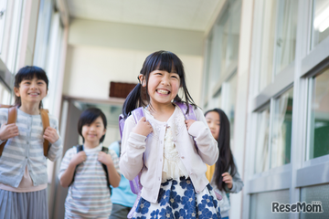 子供の幸福度が高い年代は？ 高校生の自己肯定感は改善傾向…都調査 画像