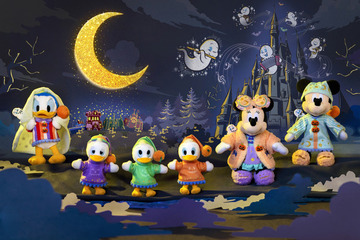東京ディズニーリゾート「ディズニー・ハロウィーン」グッズ続々　パジャマ姿のミッキーも 画像
