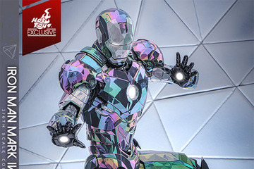 角度で色が変わる！玉虫色に輝くアイアンマンフィギュアが世界2500体限定で登場 画像