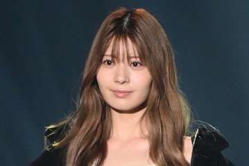 星乃夢奈、ハイトーンヘアで雰囲気ガラリ キャミワンピから美肩のぞかせる【TGC松山2026】 画像