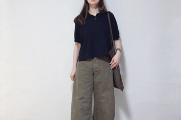 GU最強。今っぽいカーブシルエットがキレイな3Dバレルジーンズという新提案【40代の毎日コーデ】 画像